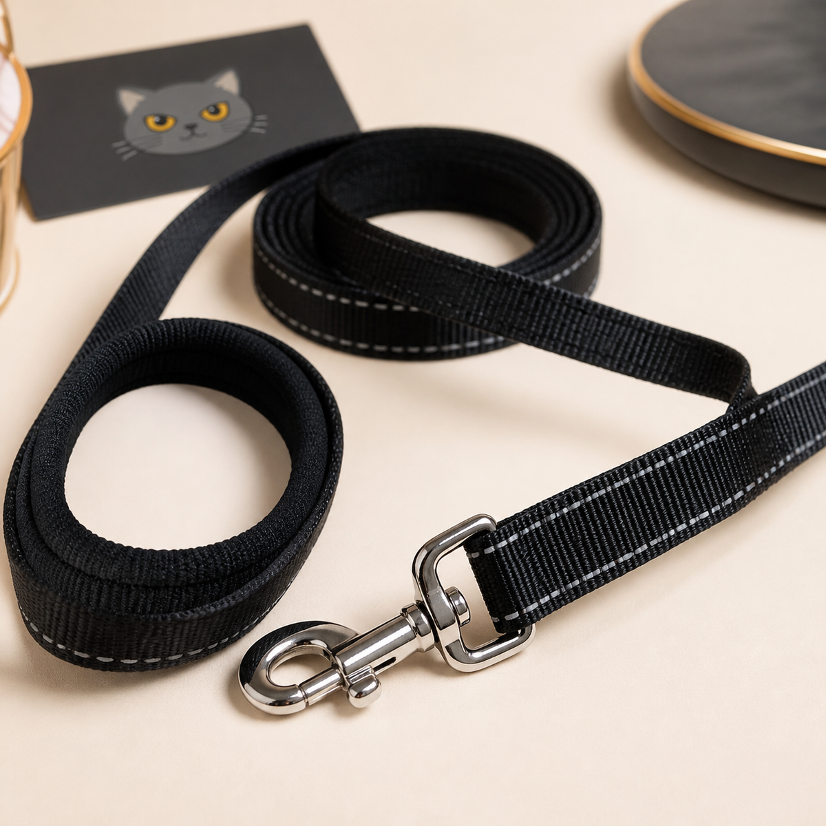 Tommy Murr reflective dog leash padded handles stitching and swivel clip detail